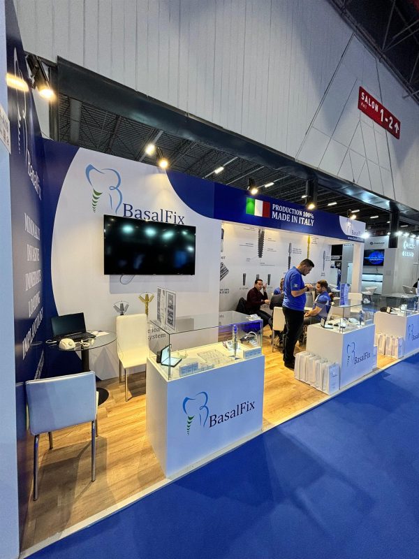 Basalfix — IDEX 2024 · выставочный стенд · Стамбул · Фотография со смонтированного стенда (2/4)