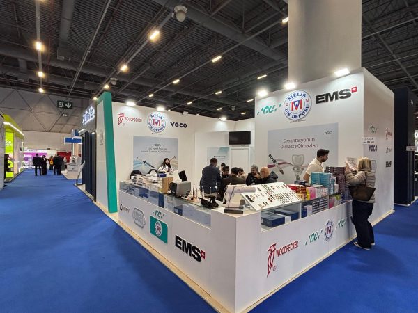 Melis — IDEX 2026 · جناح معرض · إسطنبول · صورة ملتقطة في الموقع (4/4)