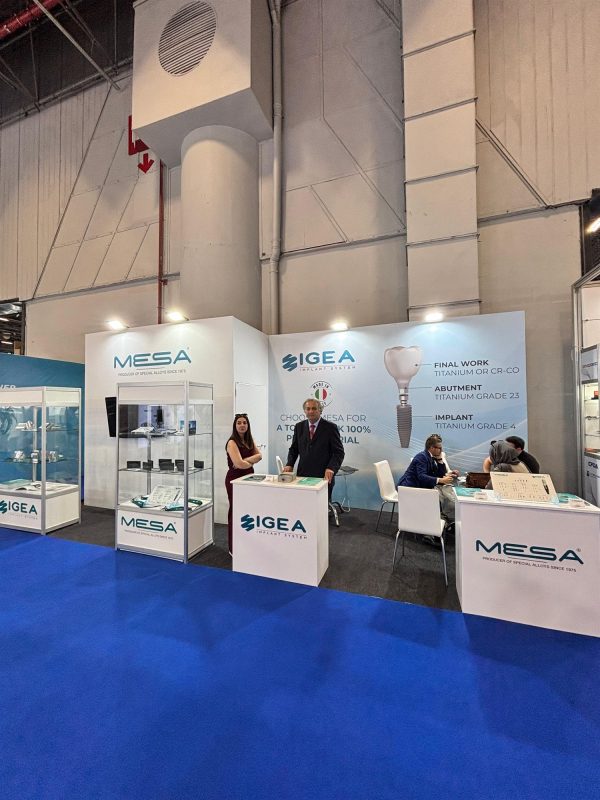 Mesa — IDEX 2025 · جناح معرض · إسطنبول · صورة ملتقطة في الموقع (1/2)