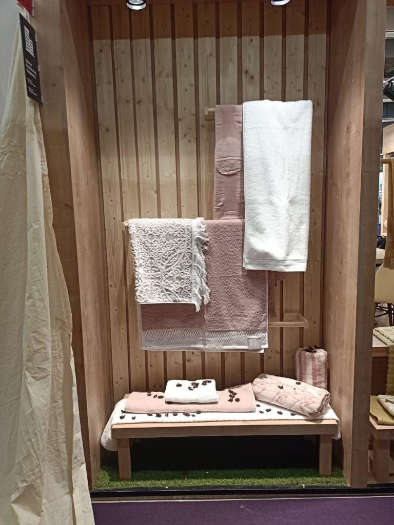 Sara Textile — Heimtextil 2024 · جناح معرض · Messe Frankfurt، ألمانيا · صورة ملتقطة في الموقع