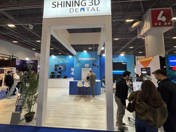 Shining 3D — IDEX 2026 · جناح معرض · إسطنبول · صورة ملتقطة في الموقع (4/5)