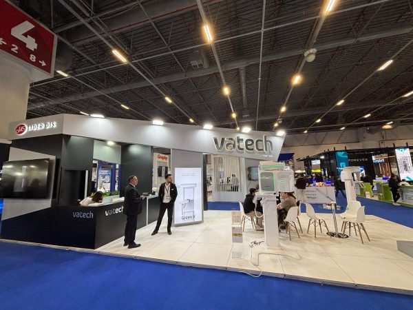 Vatech — IDEX 2026 · exhibition stand · Istanbul · Photographed on site (3/8)