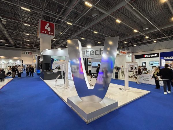 Vatech — IDEX 2026 · exhibition stand · Istanbul · Photographed on site (8/8)